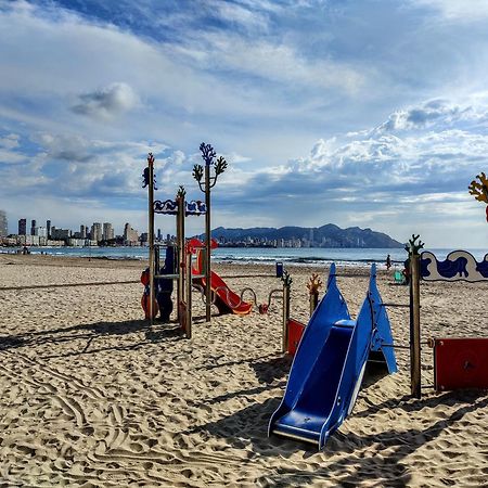 Esmeralda Sea Front Apartment Benidorm Exterior foto